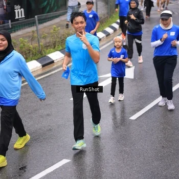 Runner Photo 7950394