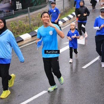 Runner Photo 7950396