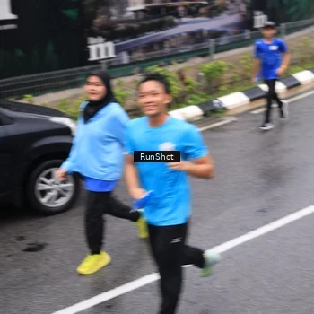 Runner Photo 7950407