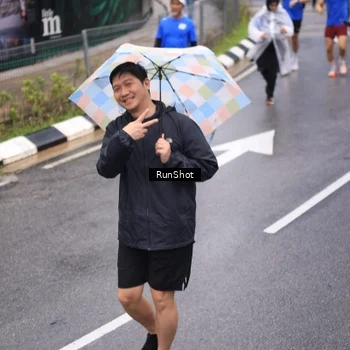 Runner Photo 7950440