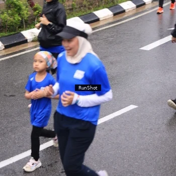 Runner Photo 7950442