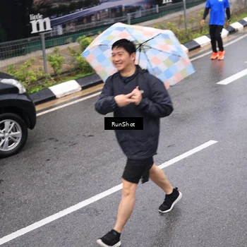 Runner Photo 7950451