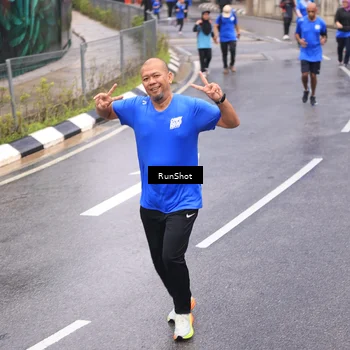 Runner Photo 7950456