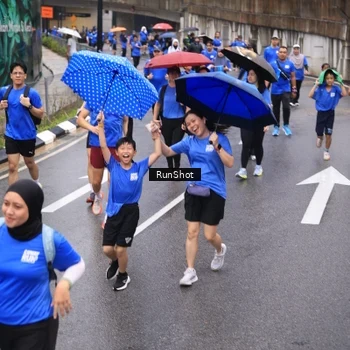 Runner Photo 7950478