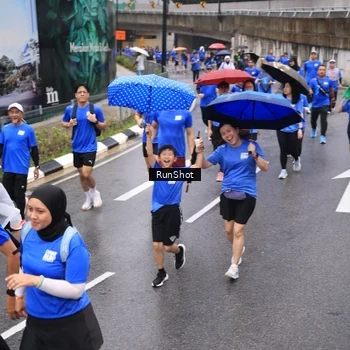 Runner Photo 7950483