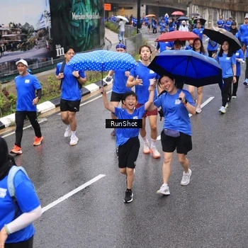 Runner Photo 7950489