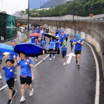 Runner Photo 7950495