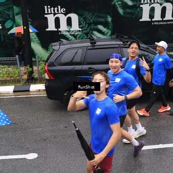 Runner Photo 7950525