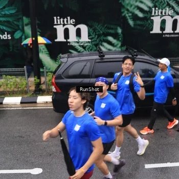Runner Photo 7950528