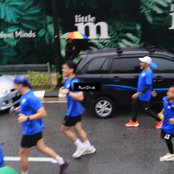 Runner Photo 7950537