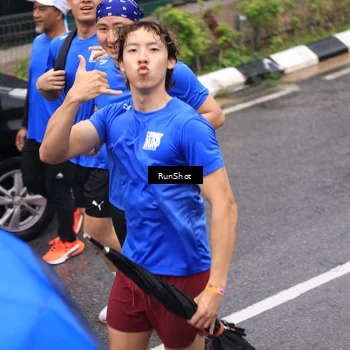 Runner Photo 7950542
