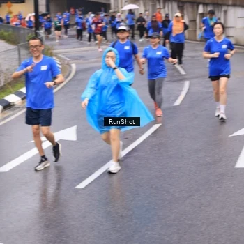 Runner Photo 7950543