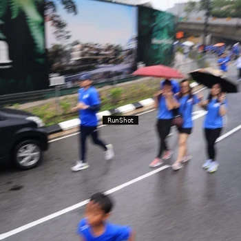 Runner Photo 7950546