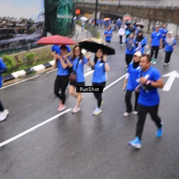 Runner Photo 7950547