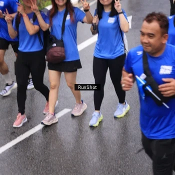Runner Photo 7950550