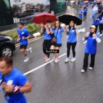 Runner Photo 7950561