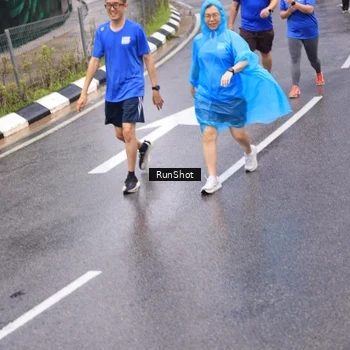 Runner Photo 7950575