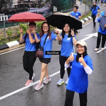 Runner Photo 7950580