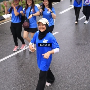 Runner Photo 7950586