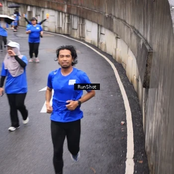 Runner Photo 7950608