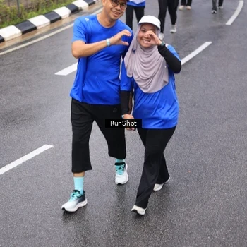 Runner Photo 7950639