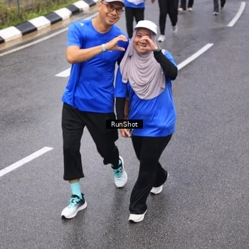 Runner Photo 7950640