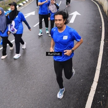 Runner Photo 7950641