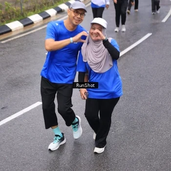 Runner Photo 7950644