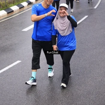Runner Photo 7950646
