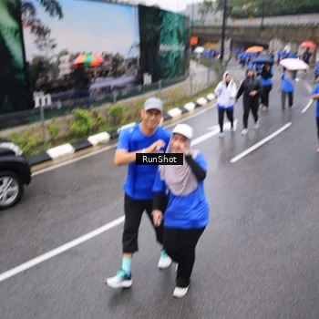 Runner Photo 7950657