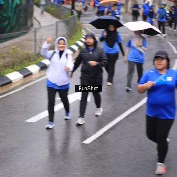 Runner Photo 7950671