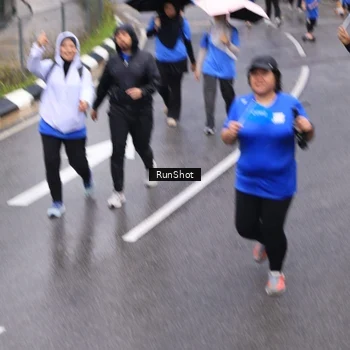 Runner Photo 7950673