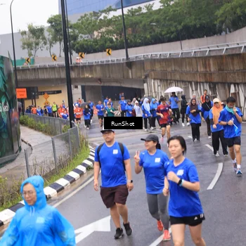 Runner Photo 7950698