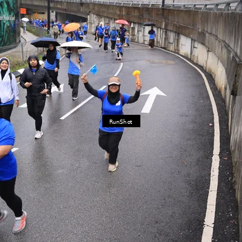 Runner Photo 7950700