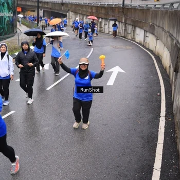 Runner Photo 7950715