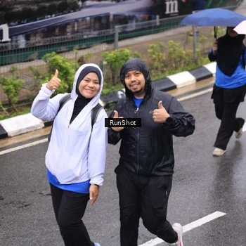 Runner Photo 7950725