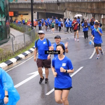 Runner Photo 7950748