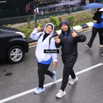 Runner Photo 7950751