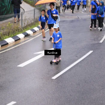 Runner Photo 7950756