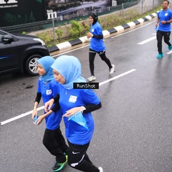 Runner Photo 7950788