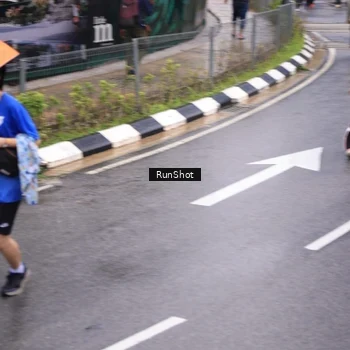 Runner Photo 7950799