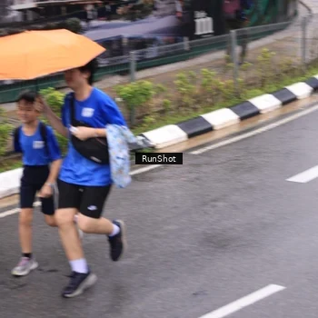 Runner Photo 7950802