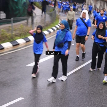 Runner Photo 7950834
