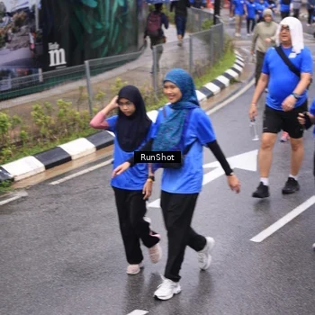 Runner Photo 7950839