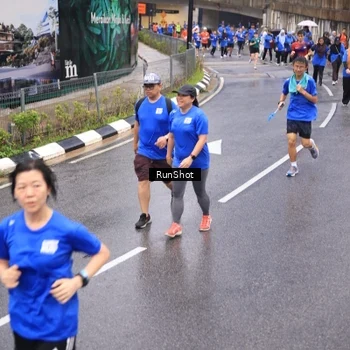 Runner Photo 7950845