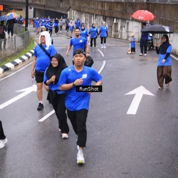 Runner Photo 7950847