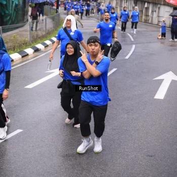 Runner Photo 7950849