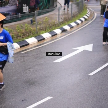 Runner Photo 7950851