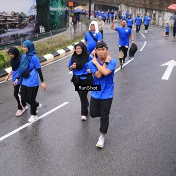 Runner Photo 7950855