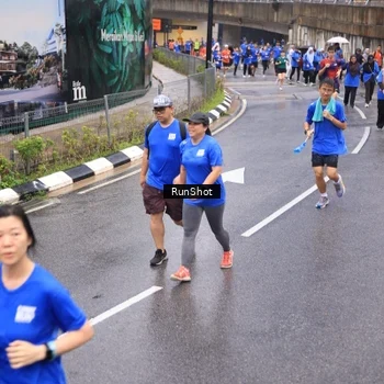 Runner Photo 7950856